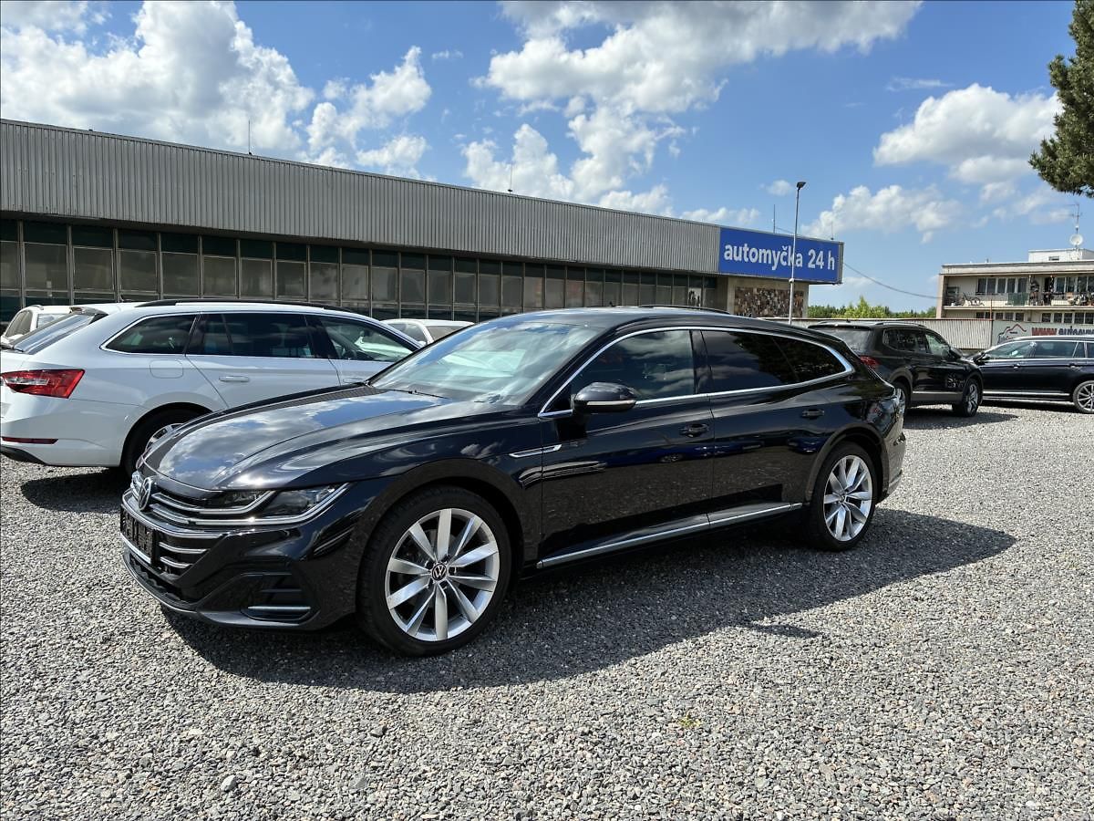 Volkswagen Arteon 2,0 R-LINE 4X4 TAŽNÉ MATRIX