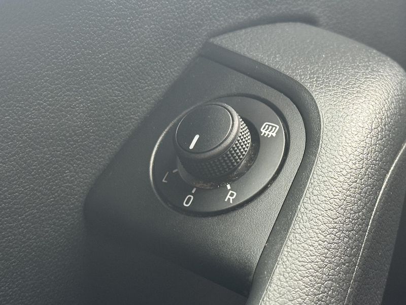 Škoda Octavia (2018) III 1.4TSi MAN Ambition+ 1.Maj - fotka 25 z 46
