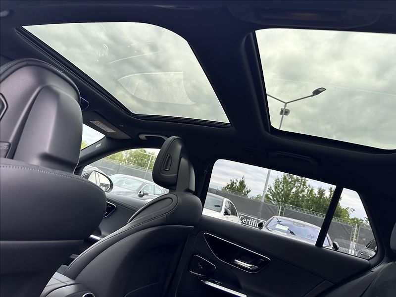 Mercedes-Benz Třídy C C 220d 4MATIC AMG linie - fotka 13 z 13