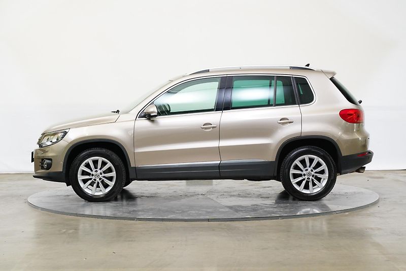 Volkswagen Tiguan - fotka 3 z 27
