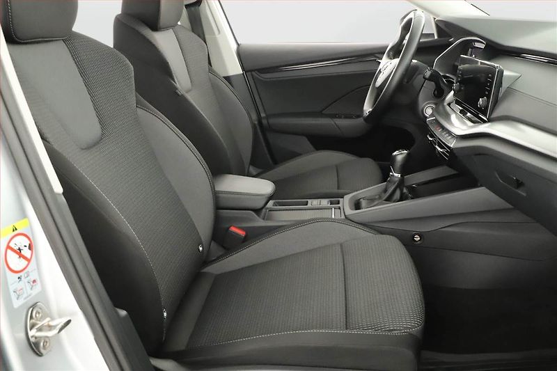 Škoda Octavia (2022) Ambition 2.0 TDI, ČR,1.maj - fotka 9 z 22