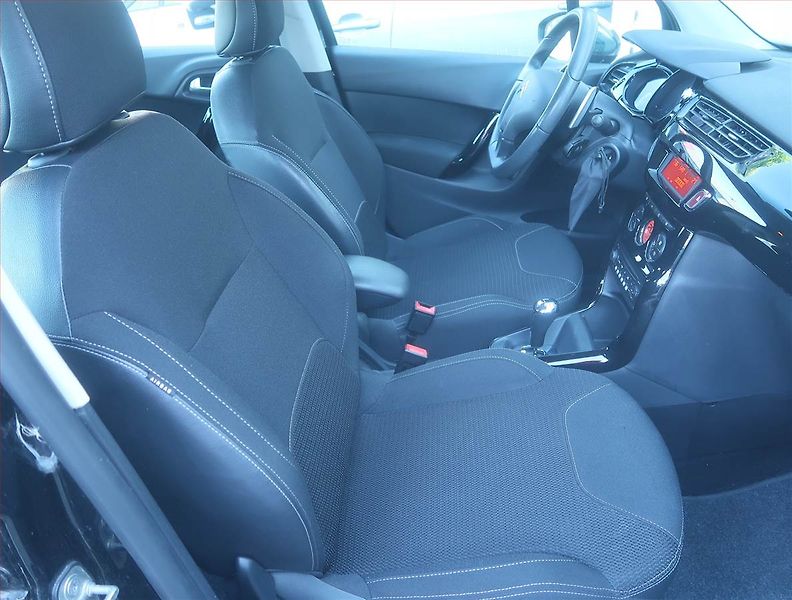 Citroën C3 (2013) 1.4 HDi, Automat, Tempomat - fotka 9 z 15