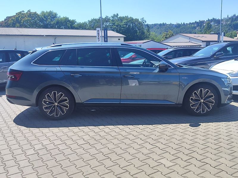 Škoda Superb 2.0 TDI/147kW 4x4 L&K DSG - fotka 4 z 39