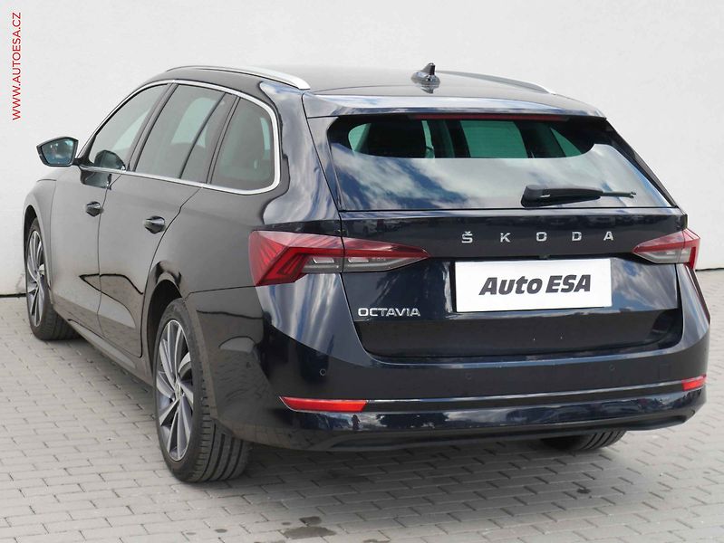 Škoda Octavia (2020) 2.0TDi, 2.maj,ČR, Style, LED - fotka 6 z 20