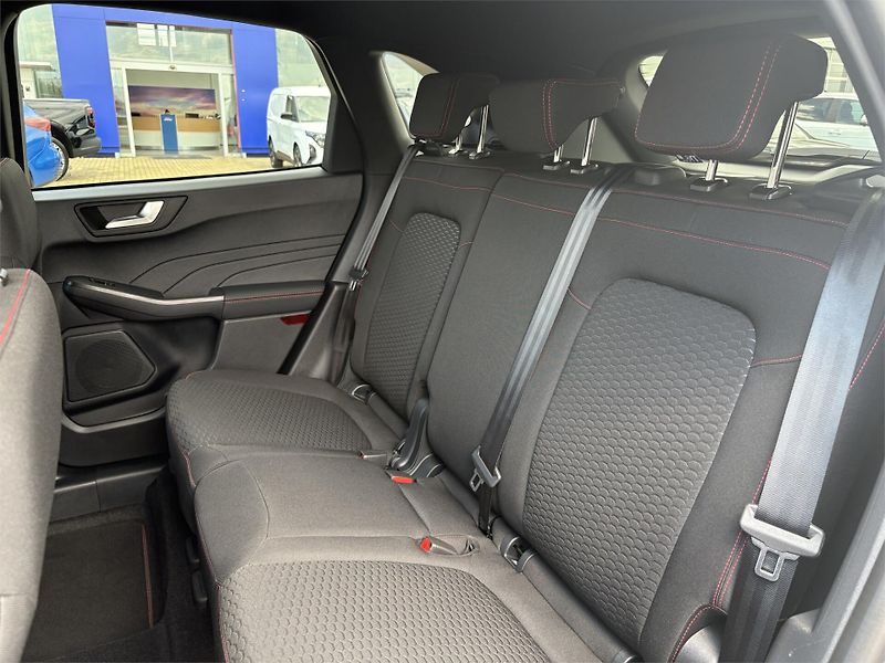 Ford Kuga (2025) ST-Line, 5dveřová, 1.5 EcoBoos - fotka 12 z 18