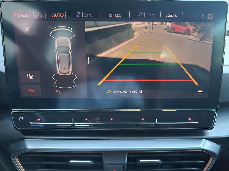 Cupra Formentor (2022) DSG 1,5TSi 110kW - fotka 31 z 35