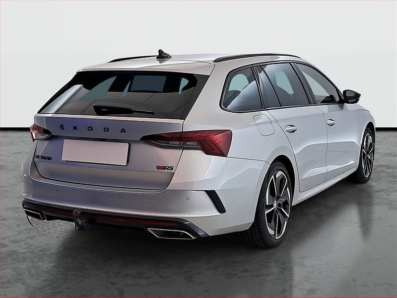 Škoda Octavia (2023) RS 2.0 TSI - fotka 5 z 32