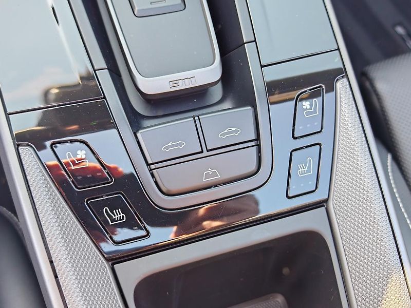 Porsche 911 911 Cabrio, BOSE,1. Majitel - fotka 28 z 45