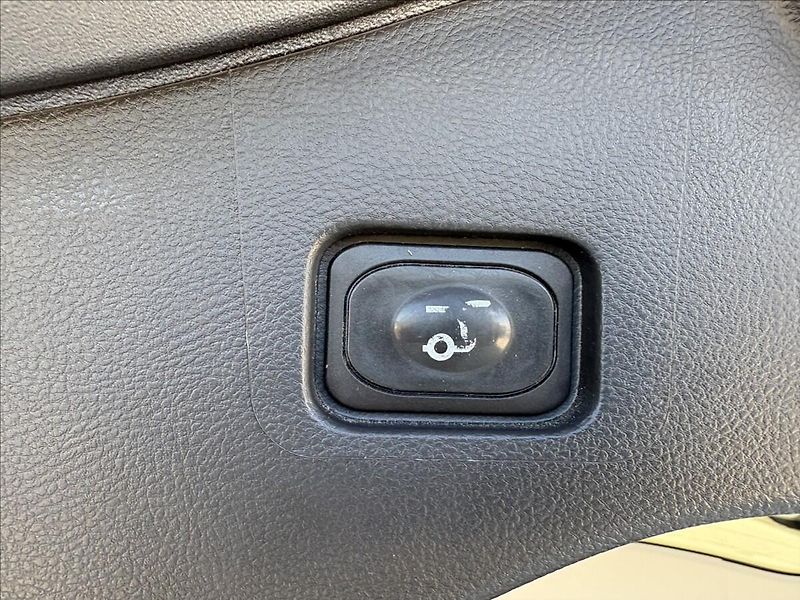 Ford Mondeo 2,0 110 kw ČR 1. maj servis - fotka 20 z 25
