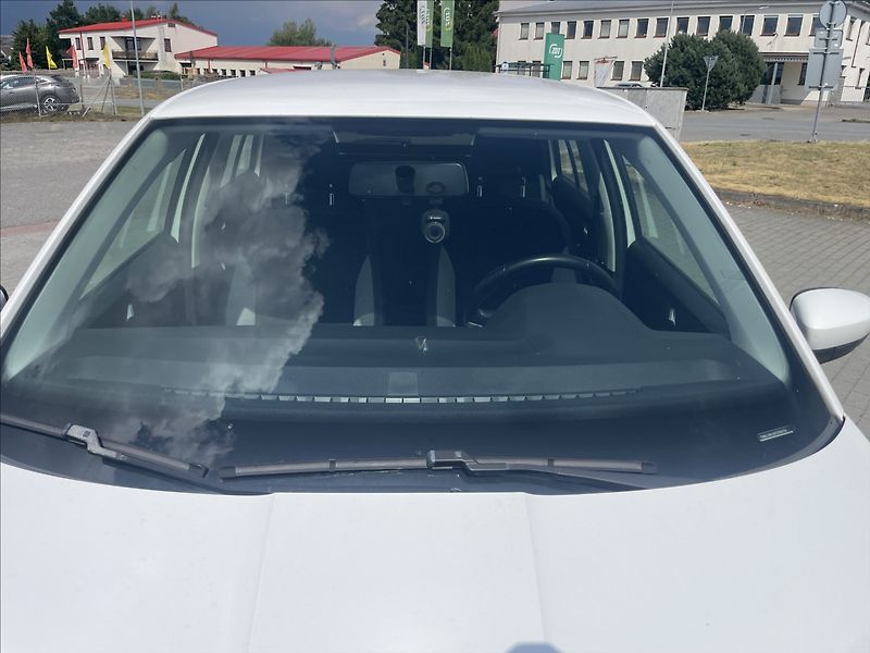 Škoda Fabia 1,4 TDi 66kw Klima FrontAssist - fotka 26 z 32