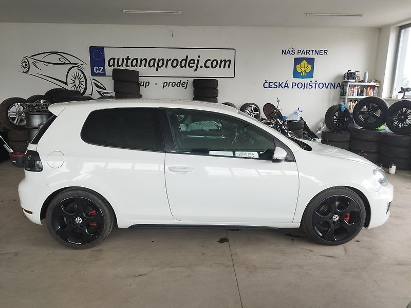 Volkswagen Golf (2010) GTI,2,0TSI,155KW,AUT.KL.18ALU - fotka 5 z 28