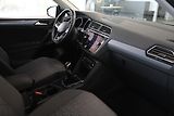 Volkswagen Tiguan (2023) 2.0TDI Navi LED Tažné LED - náhled 16