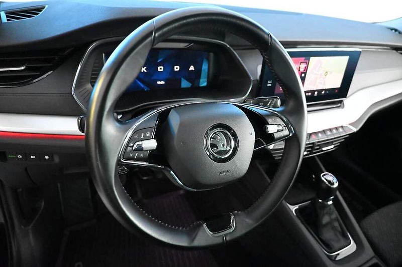 Škoda Octavia (2021) 2.0 LED CLEVER Virtual Tažné K - fotka 13 z 35