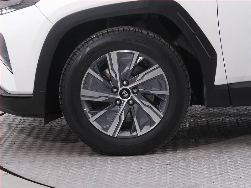 Hyundai Tucson (2022) Smart 1.6 T-GDI 48V MHEV - fotka 15 z 21