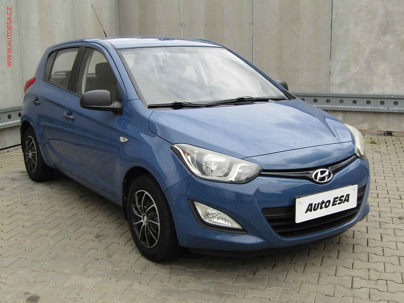 Hyundai i20 (2014) 1.2i, servis.kniha, AC - fotografie inzerátu