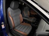Volkswagen ID.4 150kW 1ST PRO PERF. SOH 89% - náhled 37
