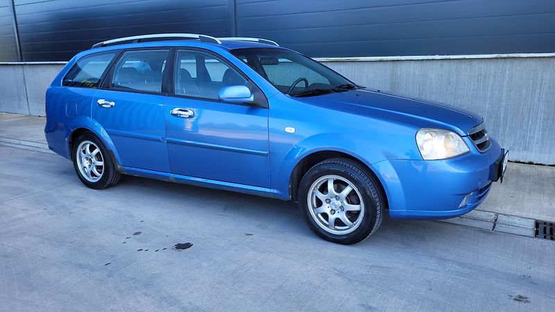 Chevrolet Lacetti 2,0 CRDI - fotka 9 z 18