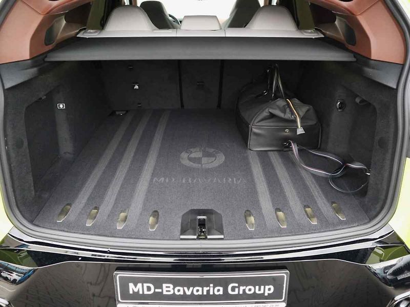 BMW XM - fotka 10 z 10