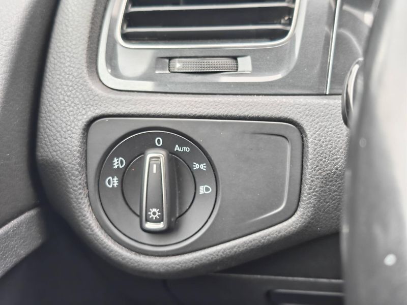 Volkswagen Golf Maraton Edition  1,0TSI - fotka 19 z 23