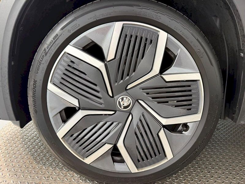 Škoda Kodiaq (2024) EXCLUSIVE 2.0TDI 142KW DSG 7 M - fotka 40 z 44