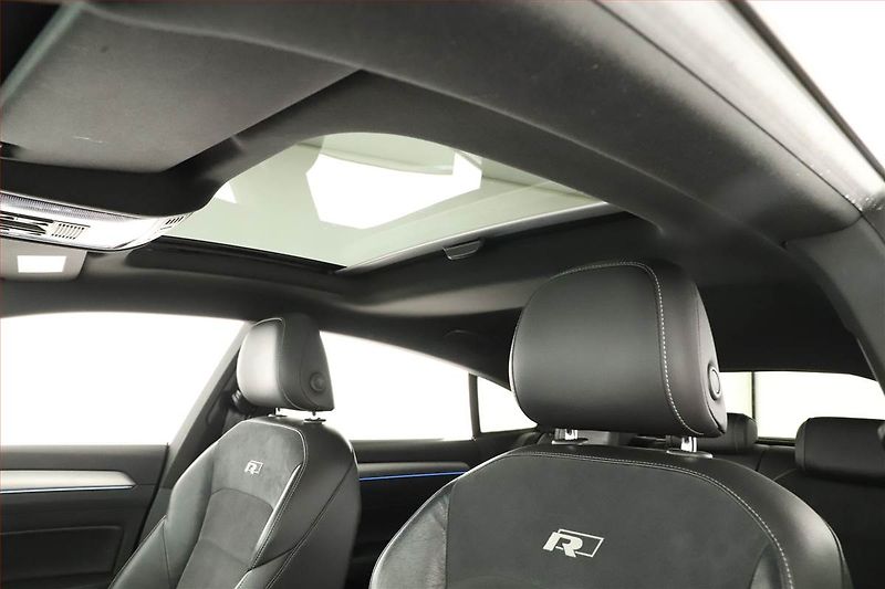 Volkswagen Arteon (2018) R-line 2.0 TSI 4Motion - fotka 13 z 21