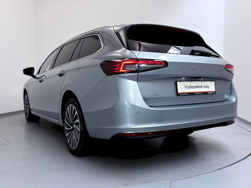Škoda Superb (2024) L&K 2.0TDI/142kW 4x4 7DSG - ma - fotka 7 z 52