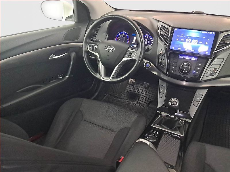 Hyundai i40 (2013) 1.7 CRDi, Tempomat - fotka 7 z 15