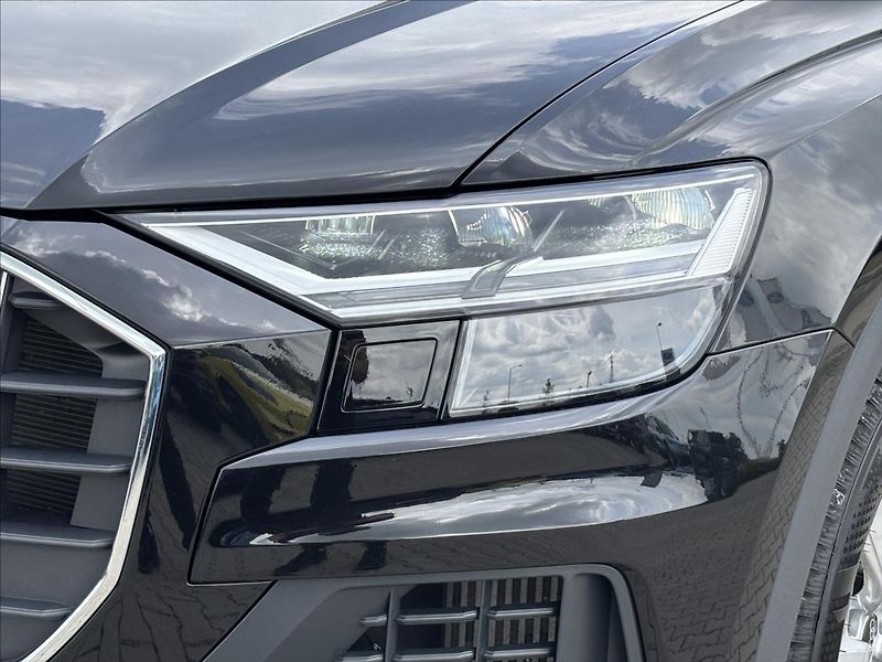 Audi Q8 3,0 TFSI V6 Quattro 250kW - fotka 9 z 34