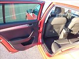 Škoda Superb 2,0 TDI DSG,Bi-Xenon,model 201 - náhled 12