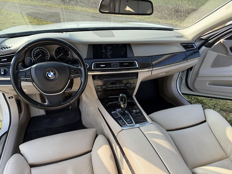 BMW Řada 7 (2011) 740 Xd Výměna možná! - fotka 38 z 50