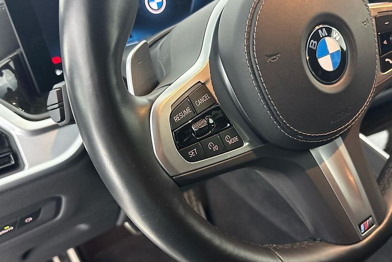 BMW X6 xDrive40d - fotka 18 z 22