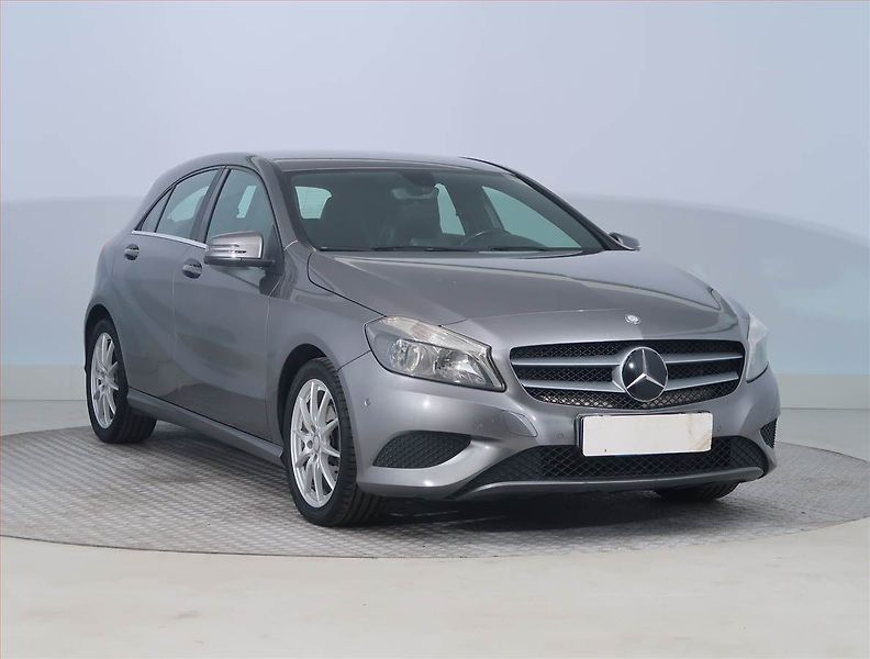 Mercedes-Benz Třídy A (2013) A 180 d, Tempomat - fotografie inzerátu