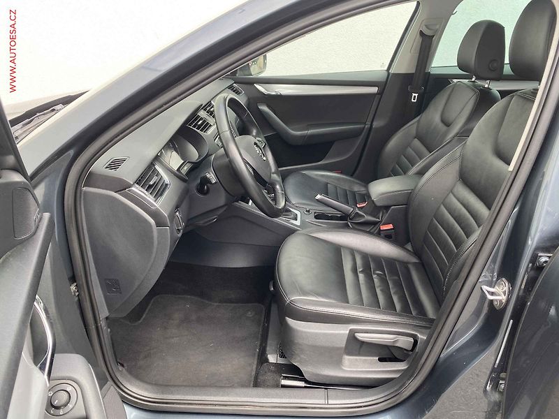 Škoda Octavia (2015) 1.8 TSi 4x4, Elegance, DSG - fotka 9 z 18