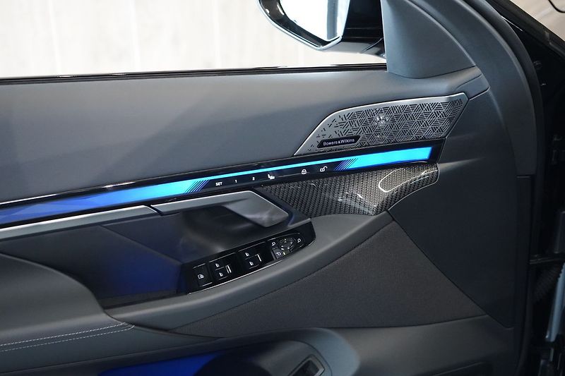 BMW Řada 5 540d xDrive Touring, Nezávislé - fotka 21 z 44