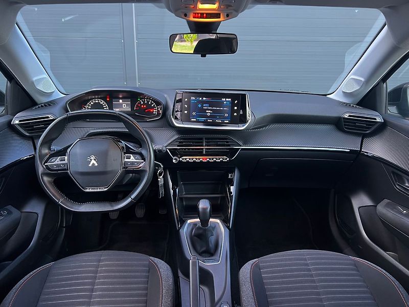 Peugeot 208 (2021) 1.2 PureTech, Active Pack - fotka 19 z 38