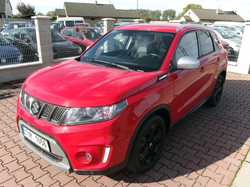 Suzuki Vitara (2017) 1,4 BJet 4x4 NAVI ACC ALU - fotka 1 z 30
