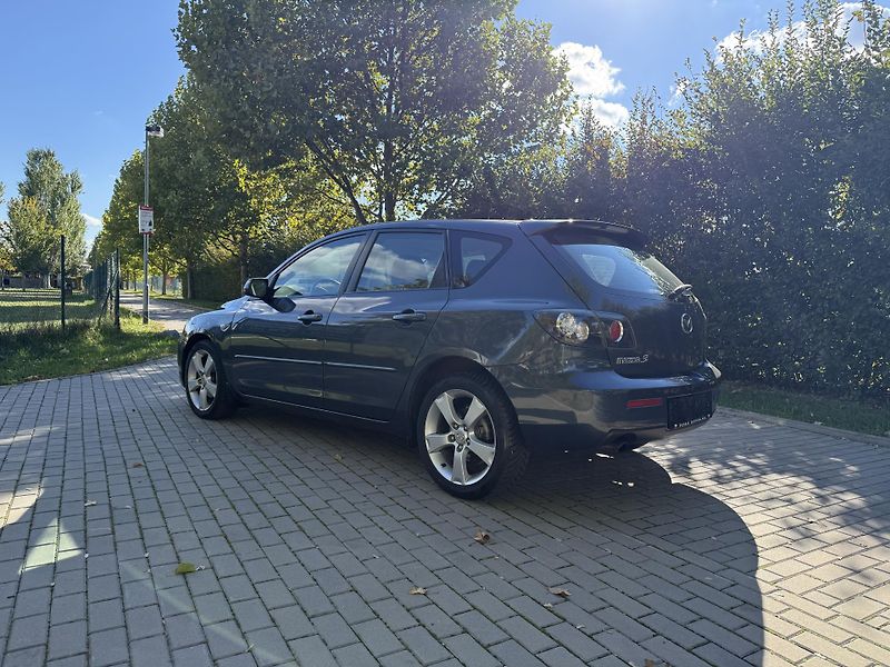 Mazda 3 1.6 Sport Active - fotka 7 z 28