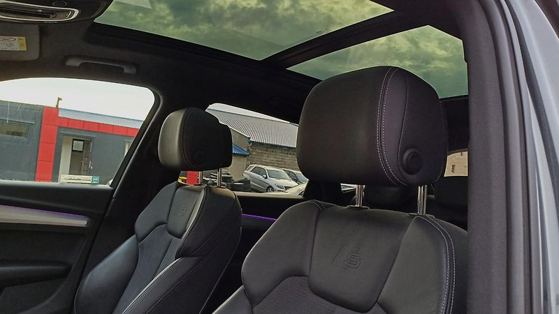 Audi Q5 2.0TDI 150kW QUATRRO S-LINE-ČR - fotka 26 z 50