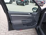 Volkswagen Golf 1,6 MPI,75KW,VÝHŘEV,DIGIKLIMA - náhled 16