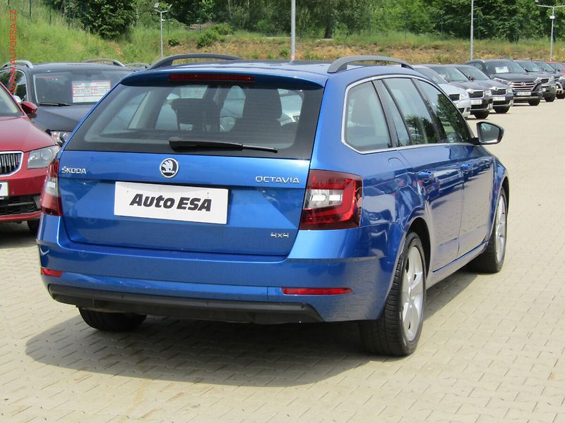 Škoda Octavia (2017) 2.0 TDi 4x4, servis.kniha - fotka 6 z 18