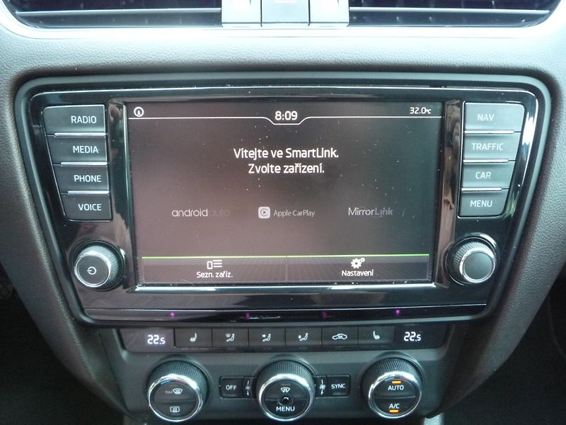 Škoda Octavia (2015) Combi 2,0TDi 110kW 4x4 L&K - fotka 16 z 25