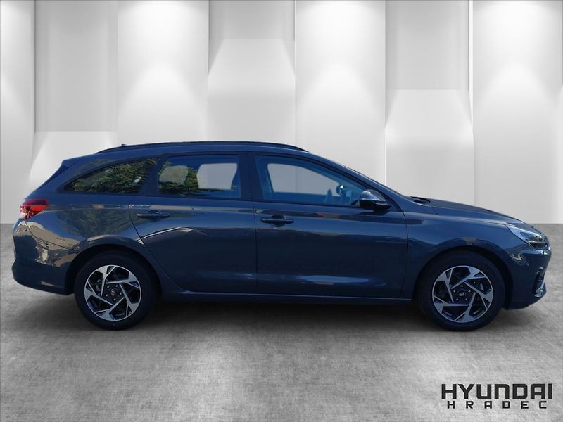 Hyundai i30 1,0   1.0 T-GDi Smart - fotka 4 z 20