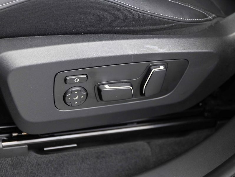 BMW X3 xDrive20d - fotka 20 z 23