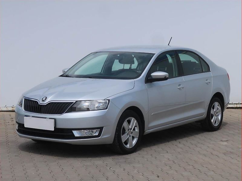 Škoda Rapid (2016) Ambition 1.2 TSI, Serv.kniha - fotka 2 z 16