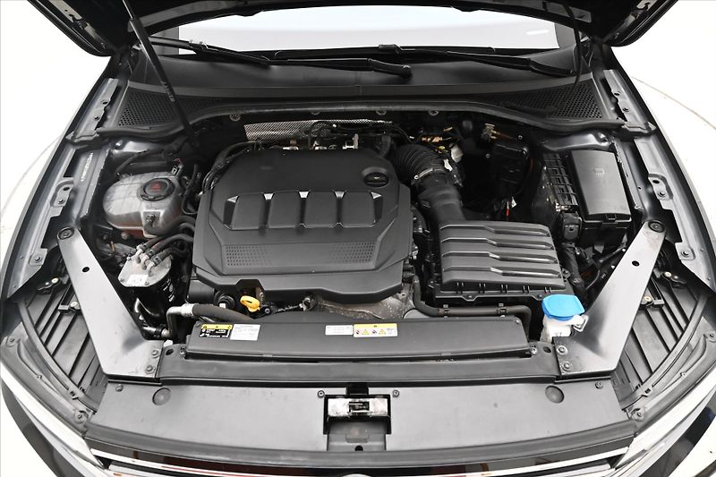 Volkswagen Passat 2,0 TDI 110 KW Business Záruka - fotka 9 z 31