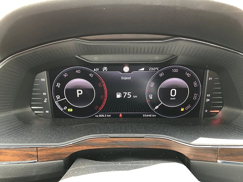 Škoda Superb (2020) COM SCOUT 4X4TD 140/2.0 7DG - fotka 21 z 29