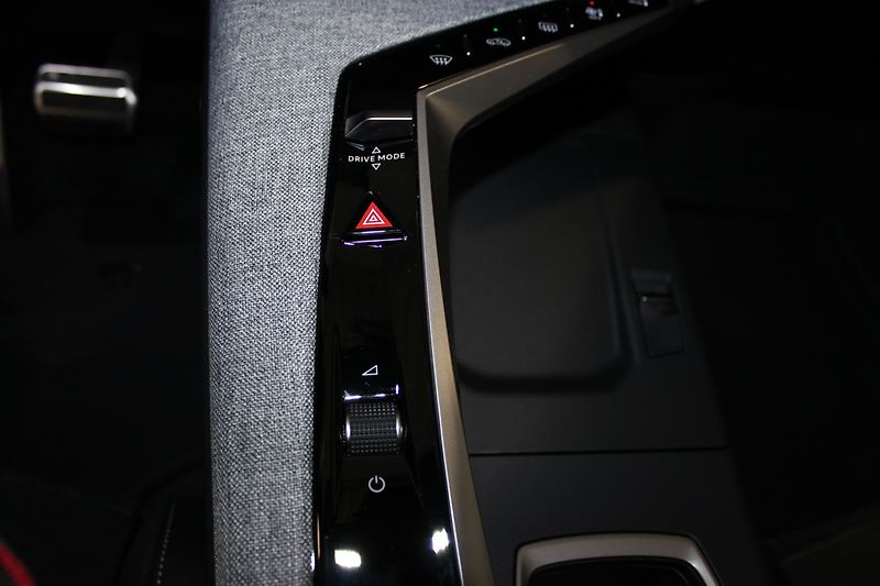 Peugeot 3008 (2026) GT Hybrid 145 e-DCS6  - fotka 8 z 16