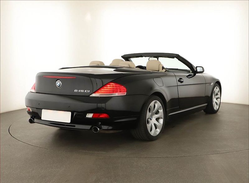 BMW Řada 6 (2005) 645 Ci - fotka 5 z 22