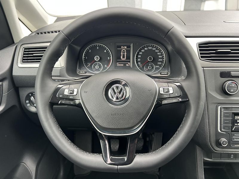 Volkswagen Caddy (2018) 2.0TDI 75kW TAŽNÉ 1.MAJITEL ČR - fotka 12 z 18