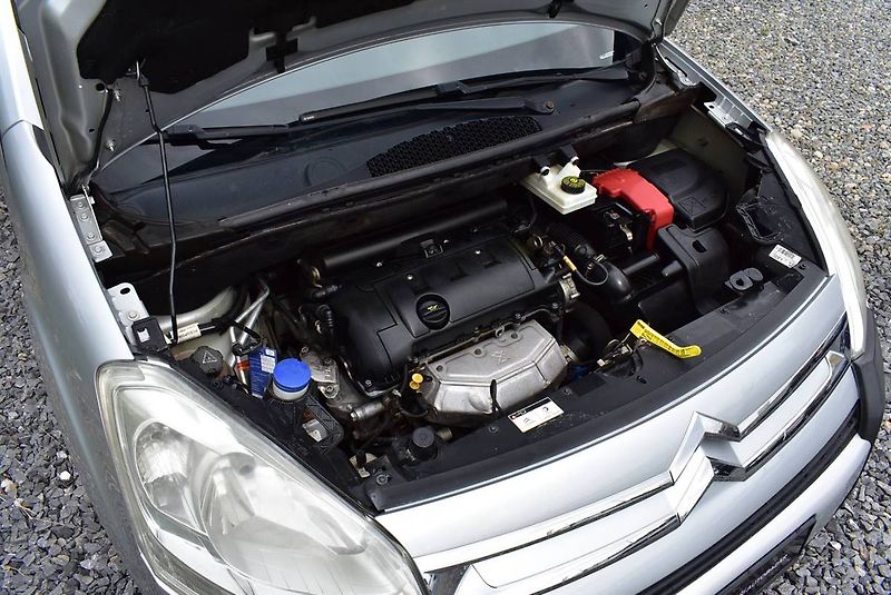 Citroën Berlingo 1,6 16V MULT,1.M,SERVIS,TOP! - fotka 18 z 18